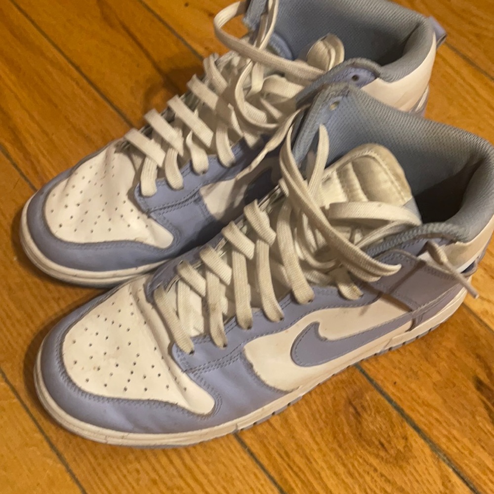 Nike high dunks . Women’s . Size 8